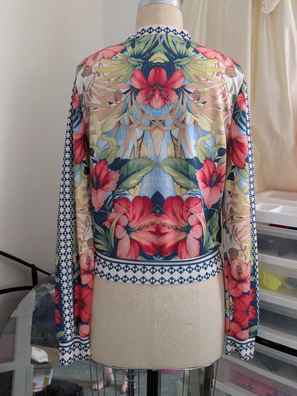 Floral Spring Jacket jealous tomato - Picture 6 of 8